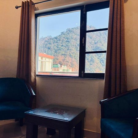 Tapovan New Residency By Ftp Hotels Risikés Kültér fotó